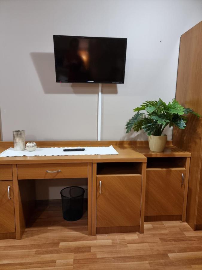 Relax Wellness Manzard Hajduszoboszlo Lejlighed Eksteriør billede